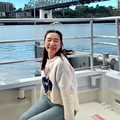น้องอานา, INT Education Center student